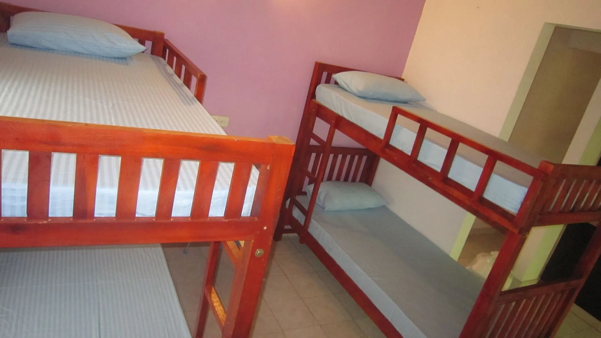 Hotel Ceylon Hostel - Colombo Int Airport Katunayake
